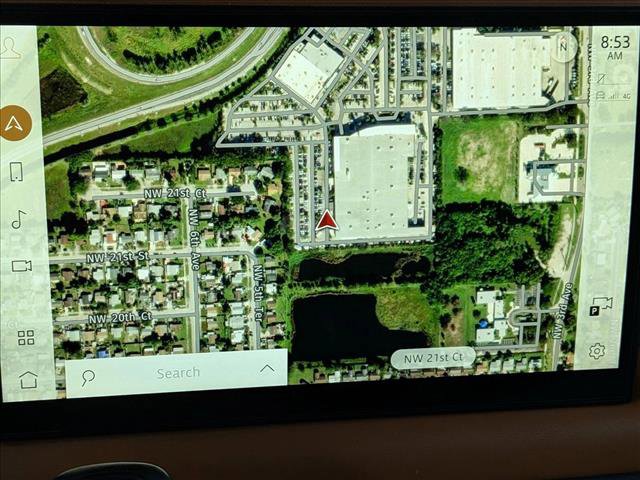 Certified 2023 Land Rover Defender 130 X-Dynamic SE image 12