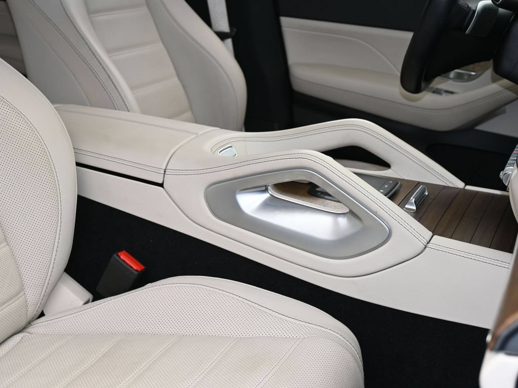 Used 2024 Mercedes-Benz GLE 450e 4MATIC image 59