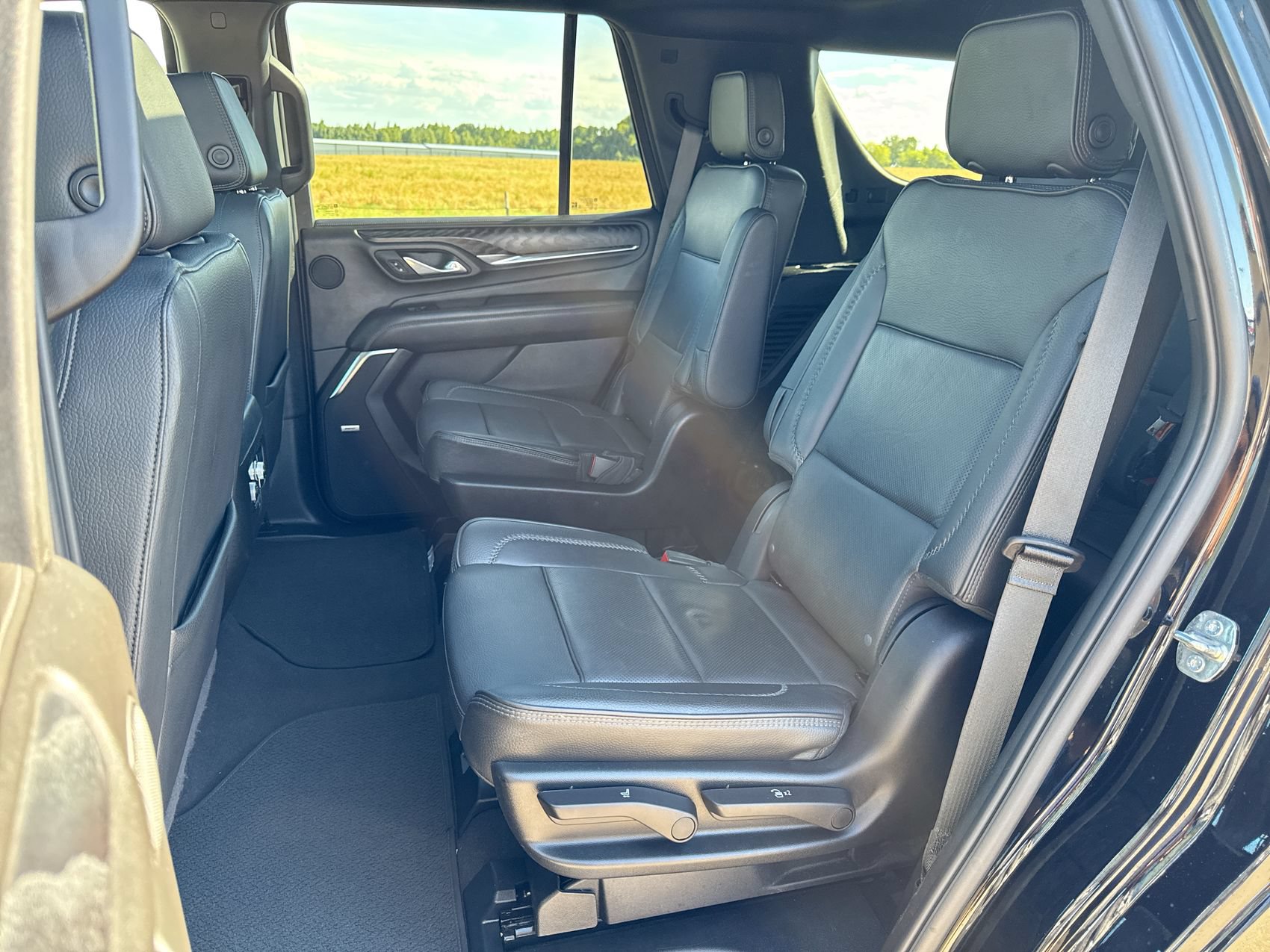 Used 2024 GMC Yukon Denali AWD/4WD image 25