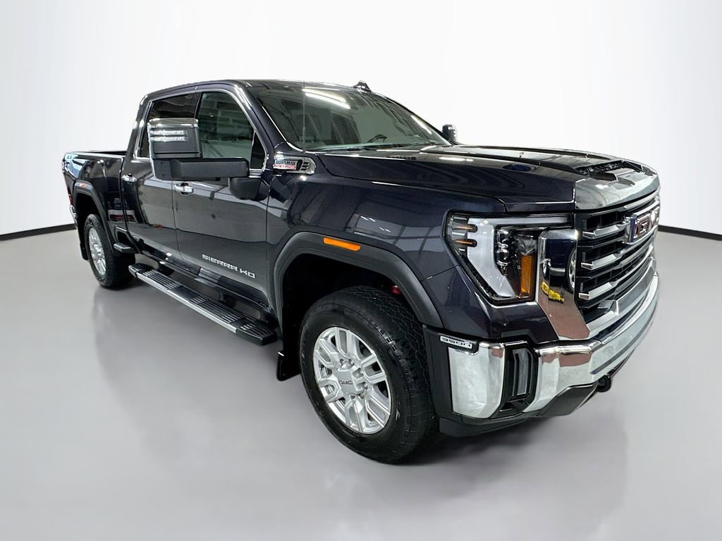 Used 2024 GMC Sierra 3500 SLT image 3