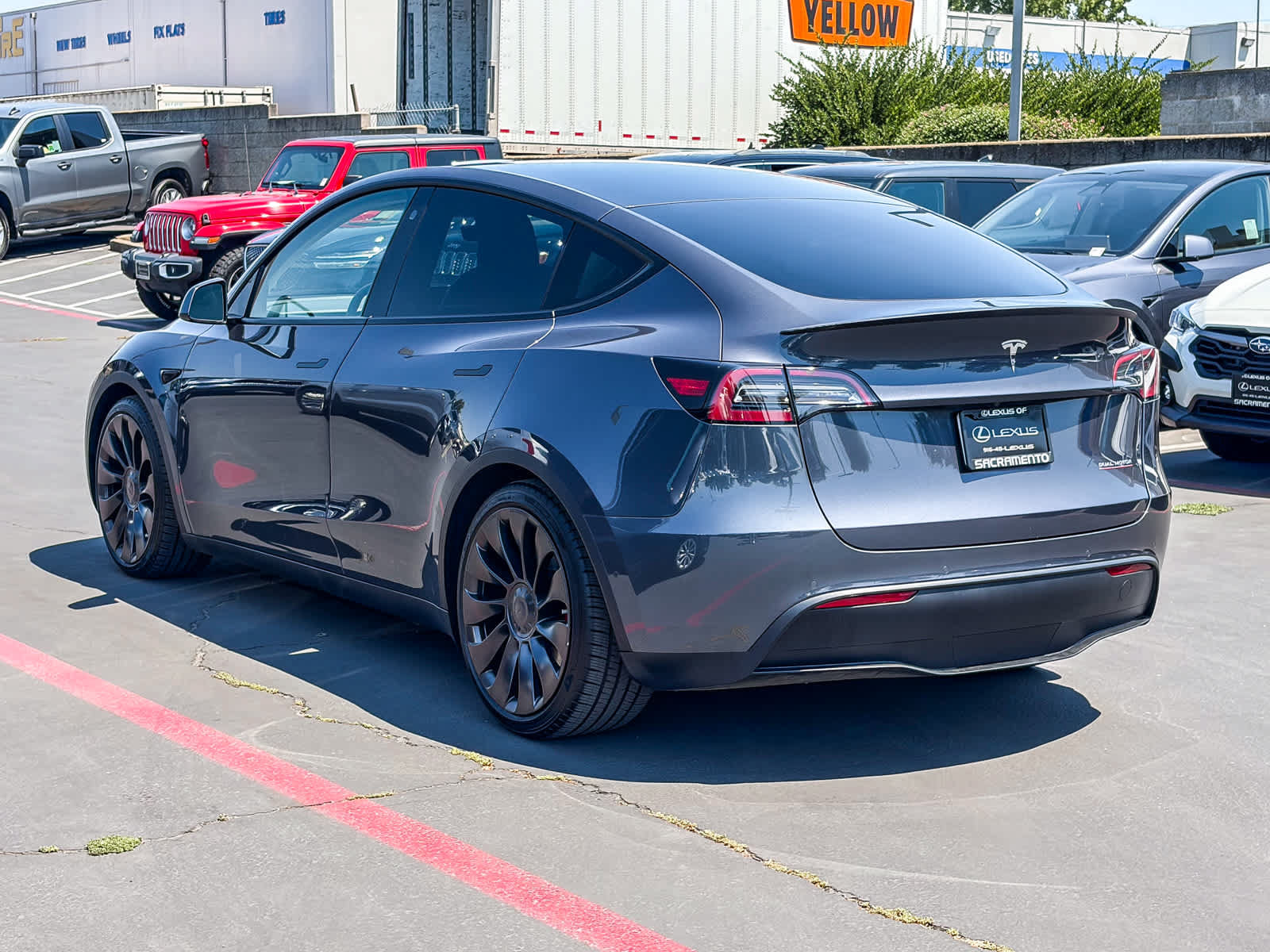 Used 2022 Tesla Model Y Performance AWD/4WD video 2