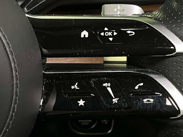 Used 2025 Mercedes-Benz GLS 450 4MATIC image 44