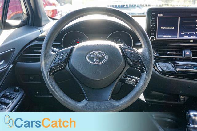 Used 2019 Toyota C-HR LE image 28