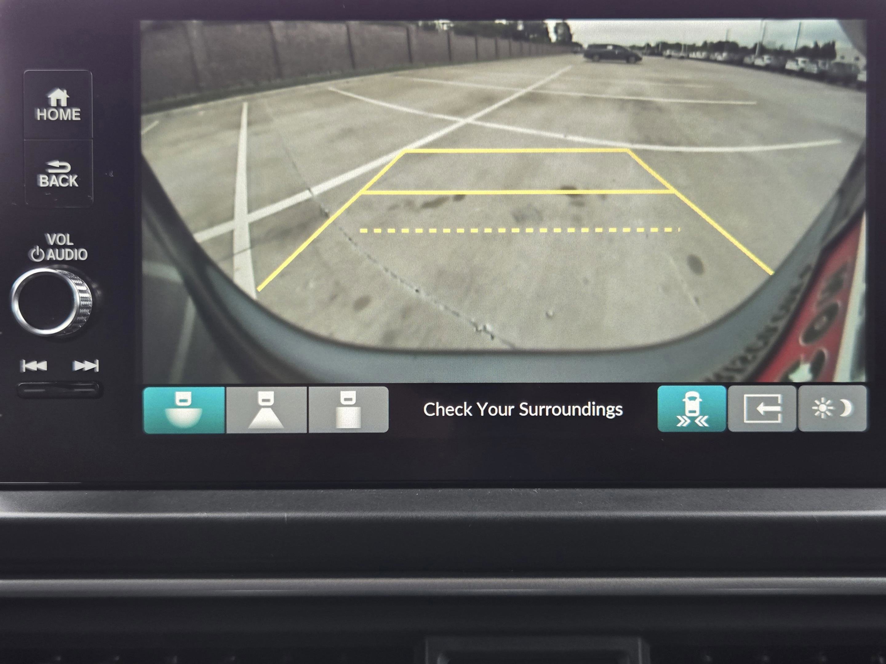 Certified 2024 Honda Pilot Touring image 15
