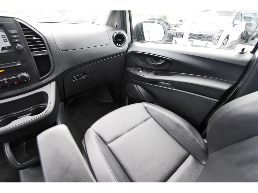 Used 2023 Mercedes-Benz Metris Passenger image 11
