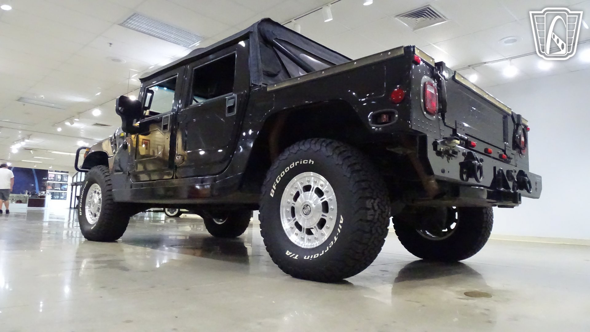 Used 2001 HUMMER H1 4-Door Open Top AWD/4WD image 10