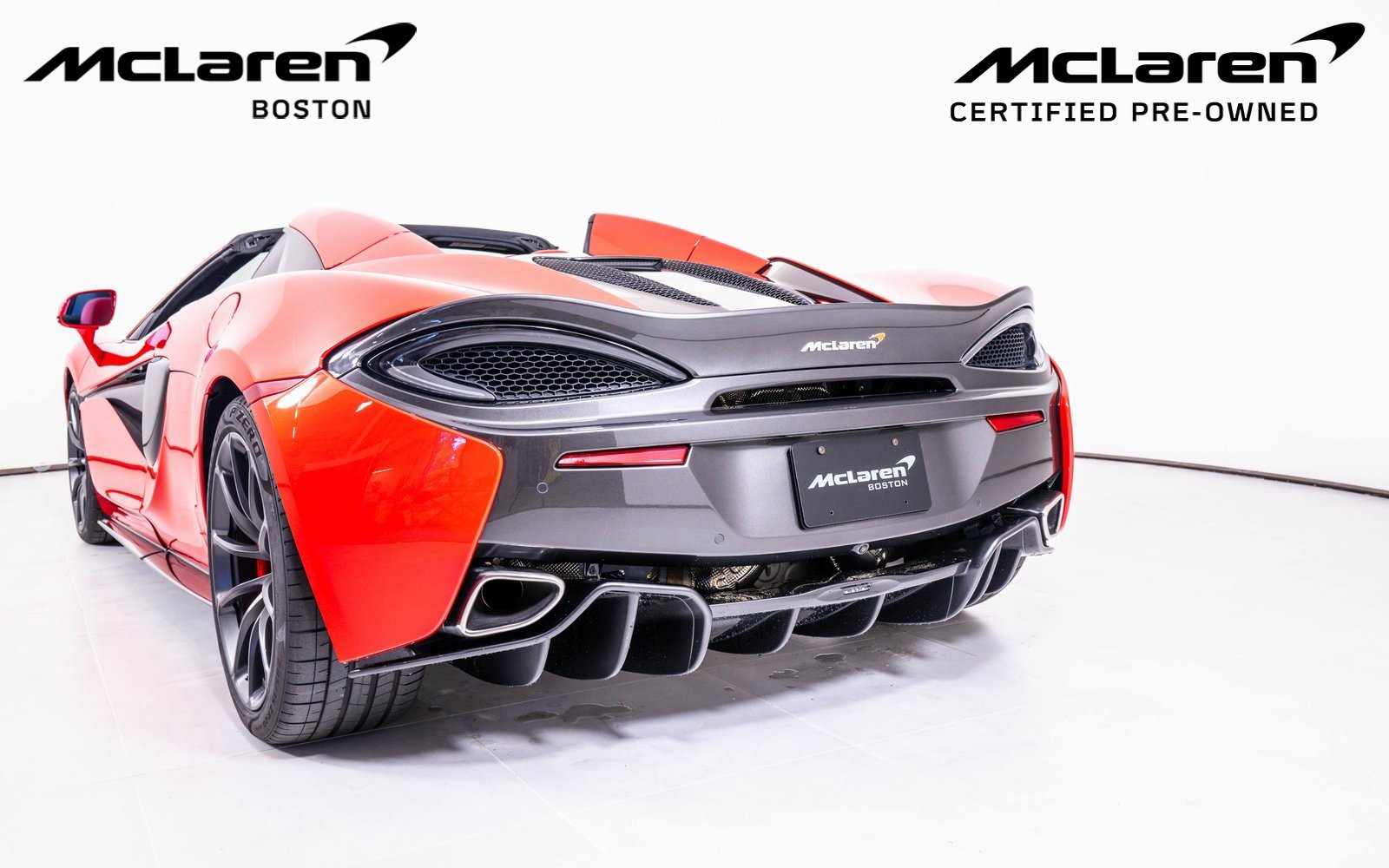 Used 2018 McLaren 570S Spider image 12