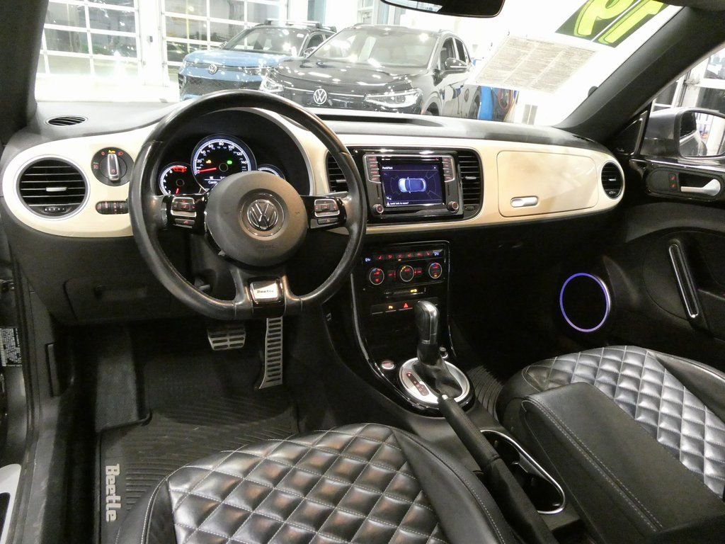 Used 2019 Volkswagen Beetle 2.0T SE image 23