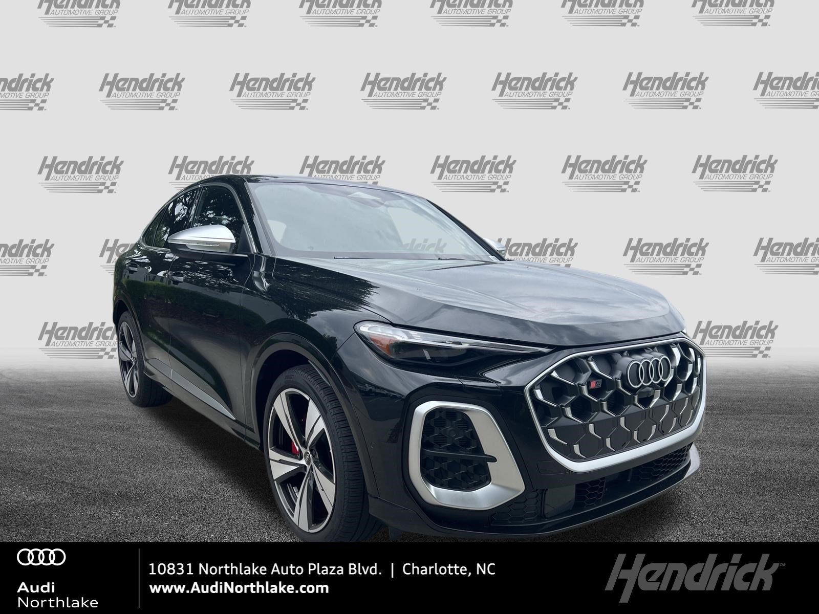 Used 2025 Audi SQ5 Prestige AWD/4WD image 1