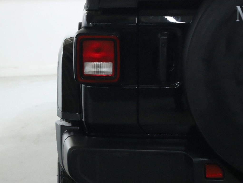 Used 2022 Jeep Wrangler Unlimited Sahara image 42