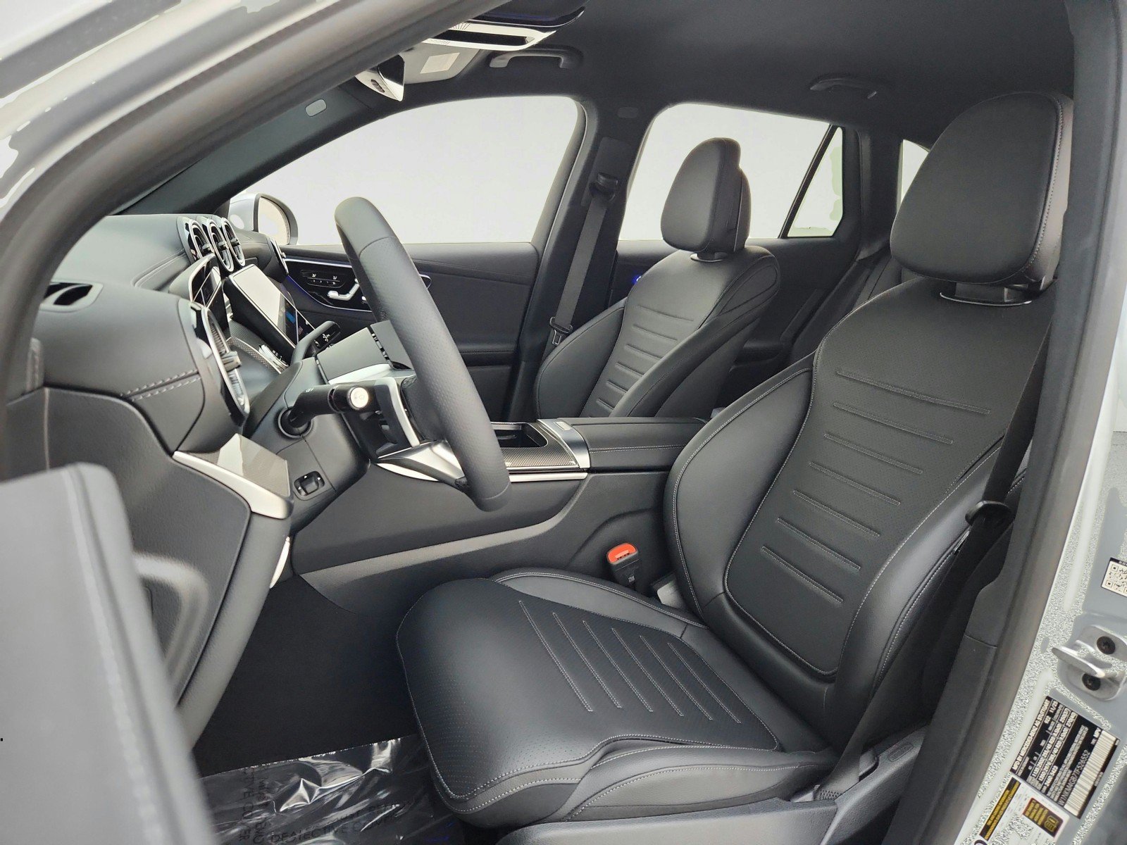 New 2026 Mercedes-Benz GLC 300 image 17