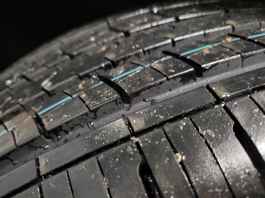 Used 2021 Kia Sorento LX image 11