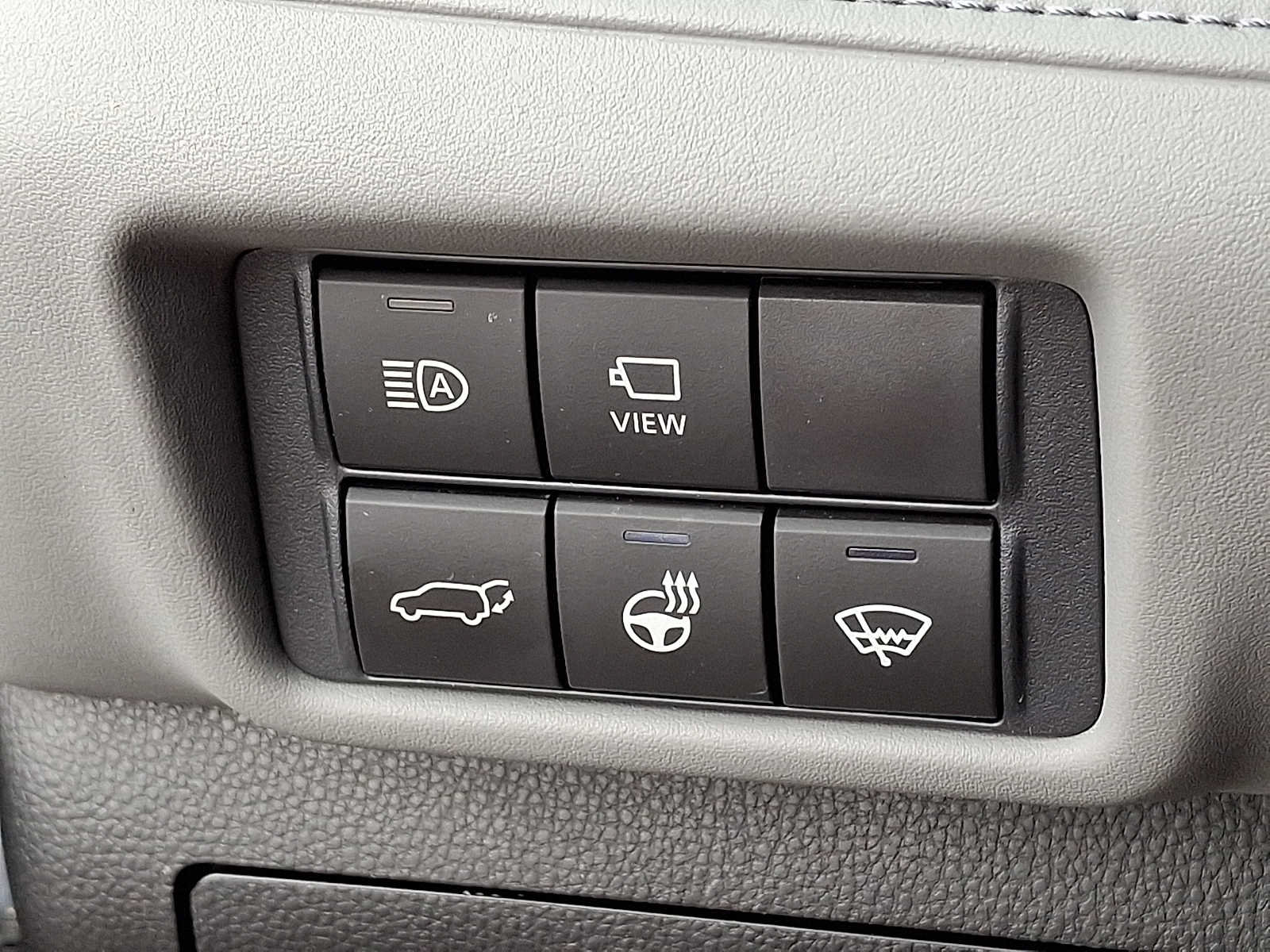 Used 2021 Toyota Highlander Platinum AWD/4WD image 25