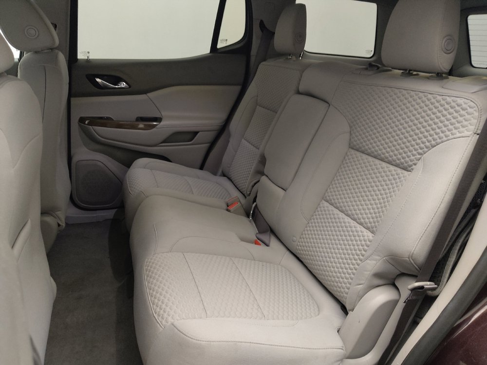 Used 2018 GMC Acadia SLE w/ LPO, Floor Liner Package AWD/4WD image 18