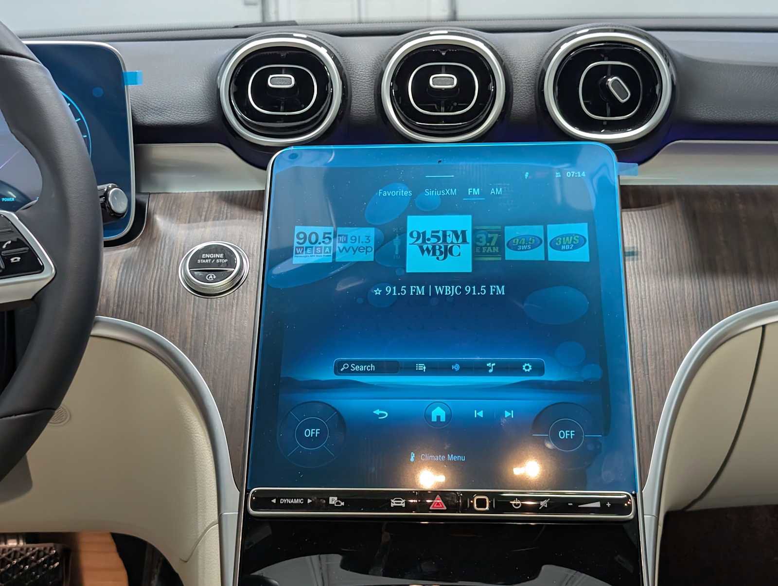 New 2026 Mercedes-Benz C 300 4MATIC Sedan image 17