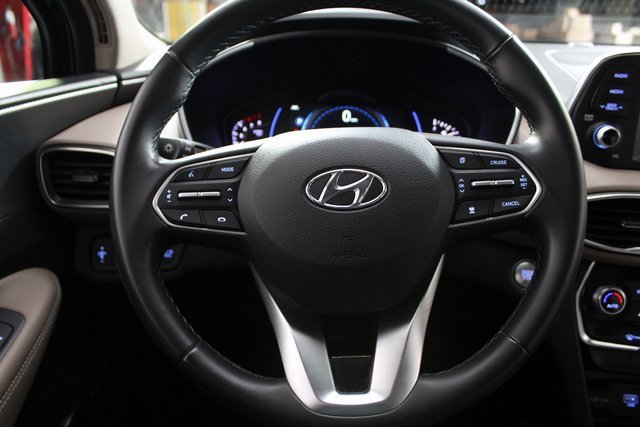 Used 2019 Hyundai Santa Fe Limited w/ Cargo Package image 18