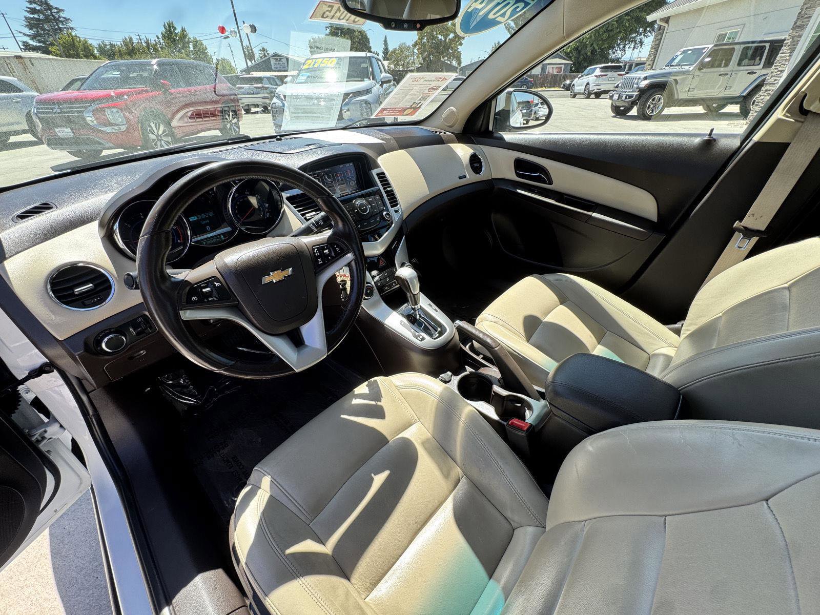 Used 2014 Chevrolet Cruze Diesel image 21