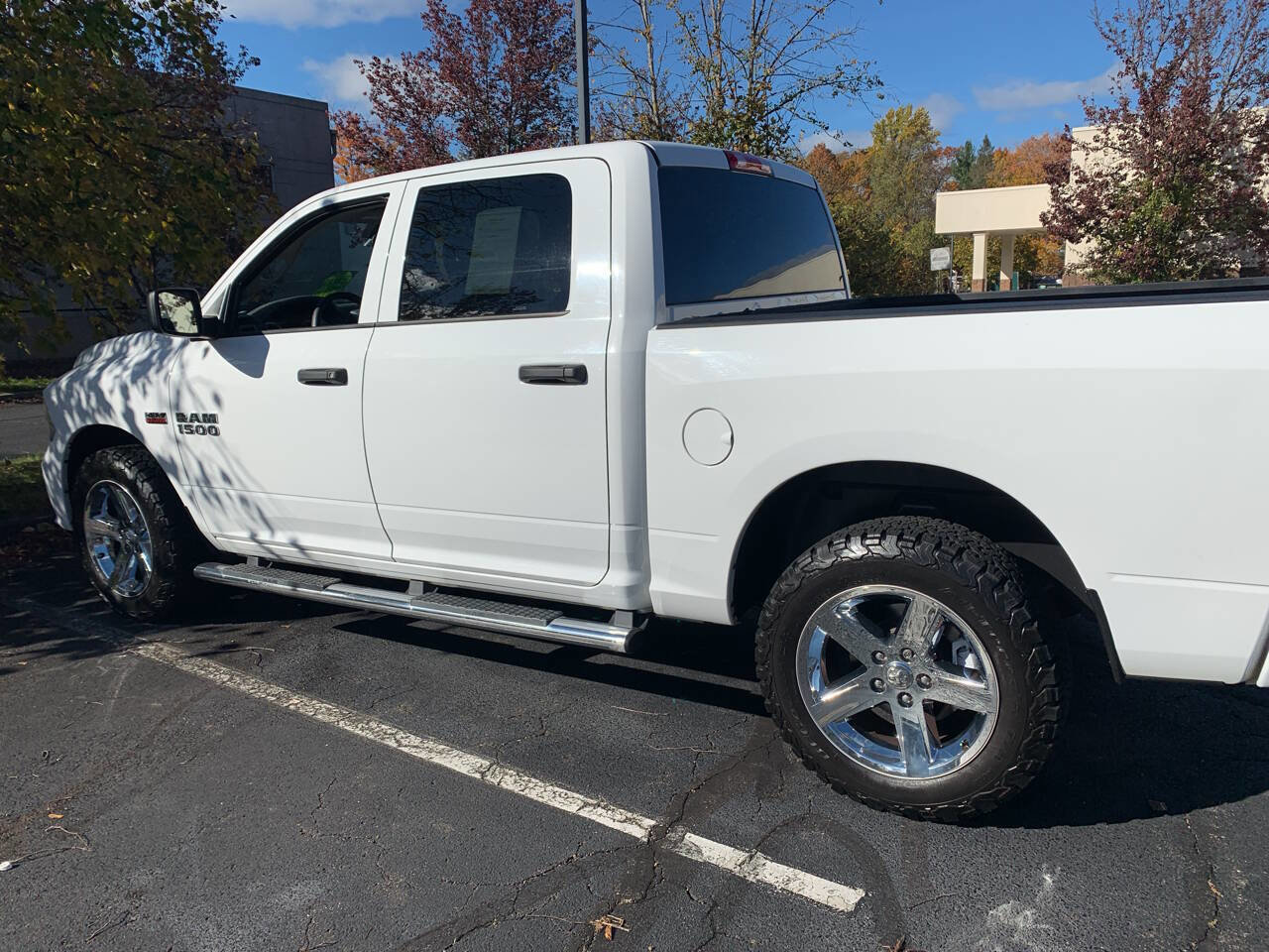 Used 2017 RAM 1500 Express w/ Express Value Package image 21