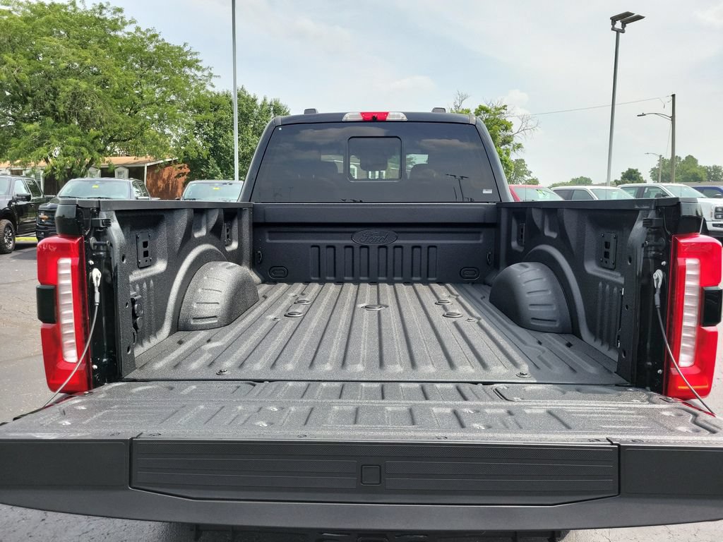New 2026 Ford F250 King Ranch w/ Chrome Package AWD/4WD image 10