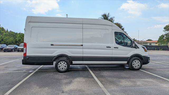 Used 2023 Ford E-Transit 148 High Roof Extended w/ Load Area Protection Package RWD image 9