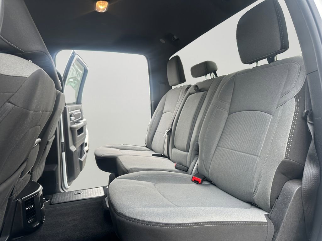 Used 2024 RAM 3500 Big Horn image 25