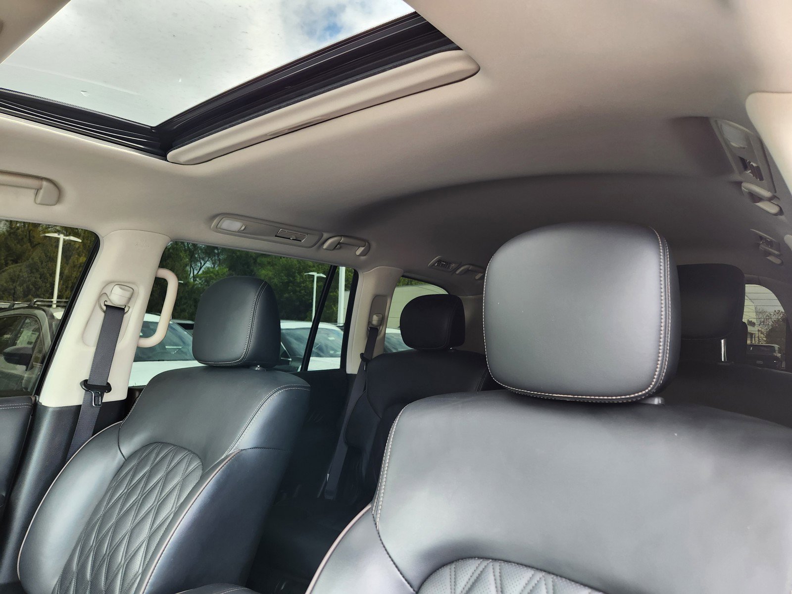 Used 2024 Nissan Armada Platinum w/ Captain's Chairs Package AWD/4WD image 12