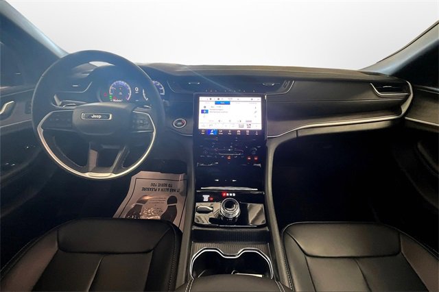 New 2025 Jeep Grand Cherokee Limited w/ Black Appearance Package image 5