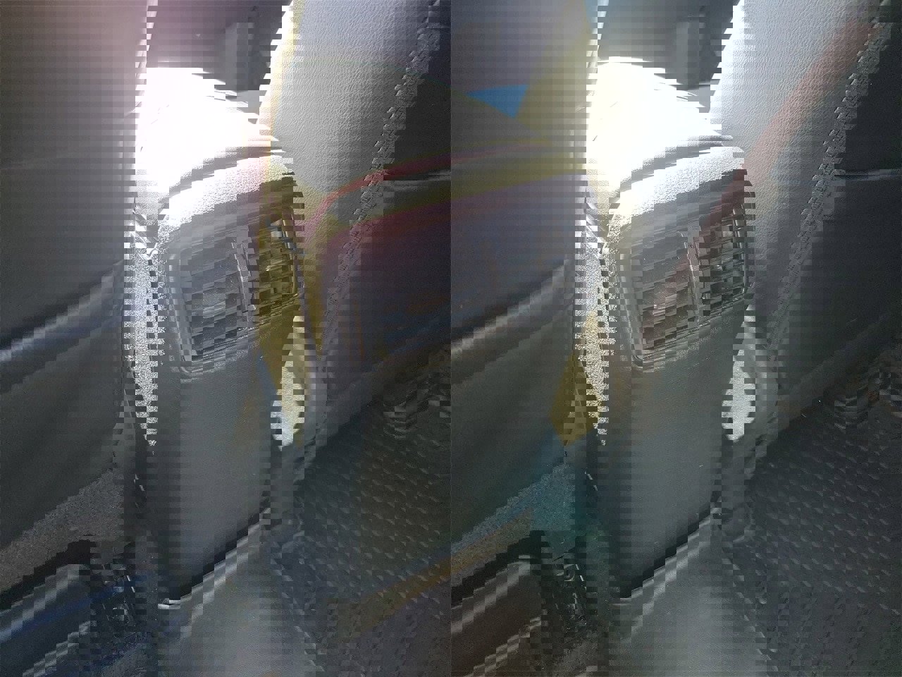 Used 2018 Nissan Rogue SL w/ Premium Package image 12