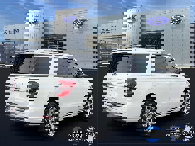 Certified 2023 Ford Expedition Platinum image 3