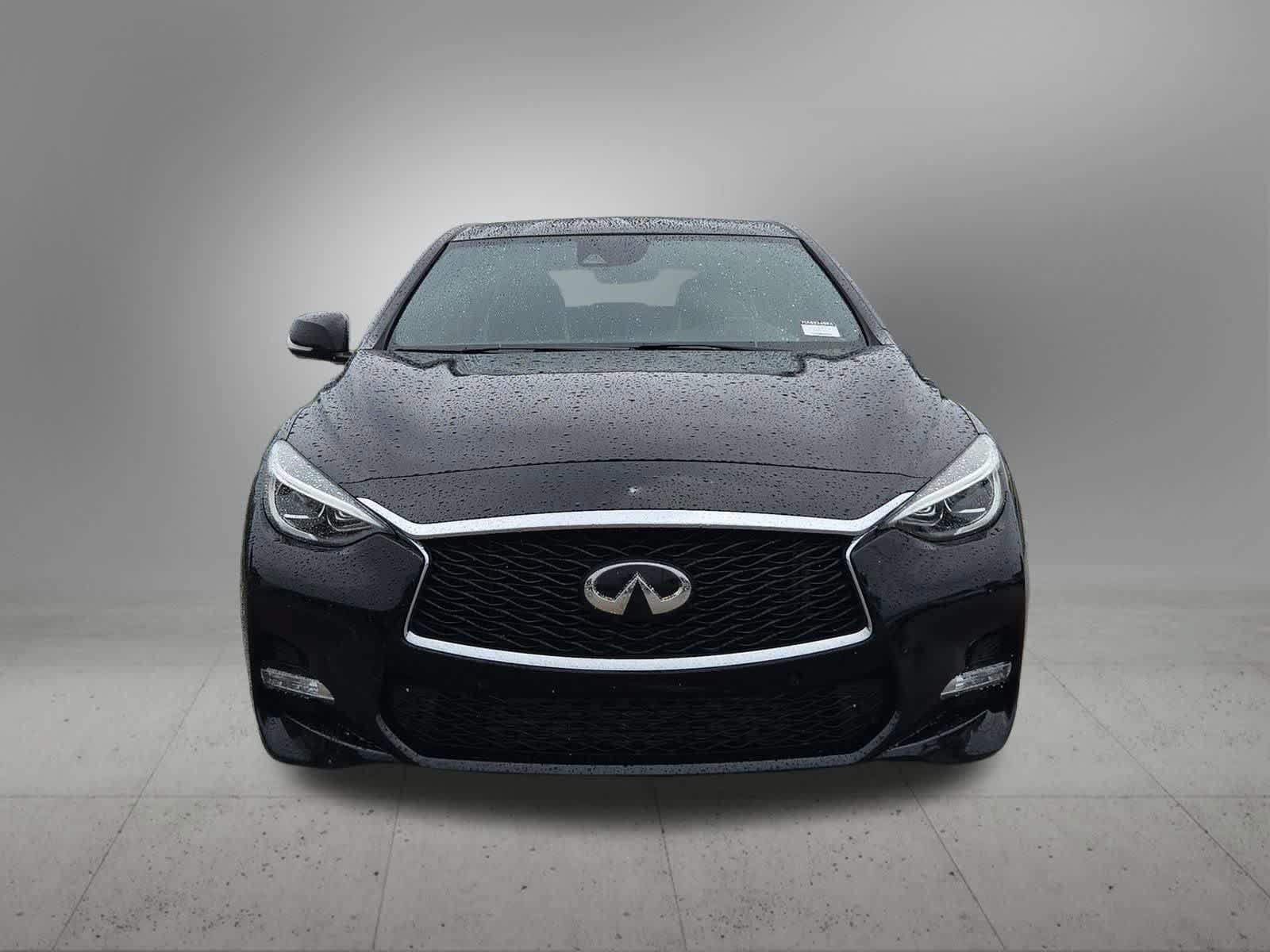 Used 2017 INFINITI QX30 Sport w/ Sport Leather Package FWD image 9