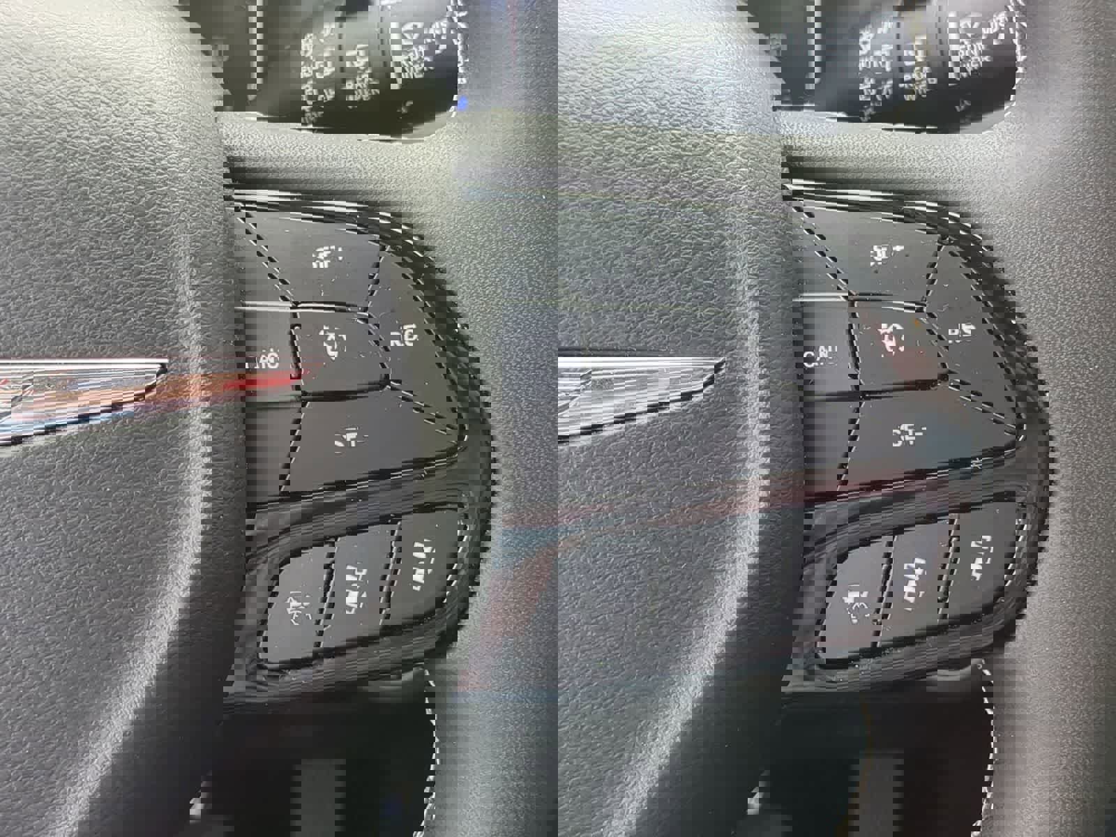 Certified 2024 Chrysler Pacifica Touring-L w/ S Appearance Package image 24