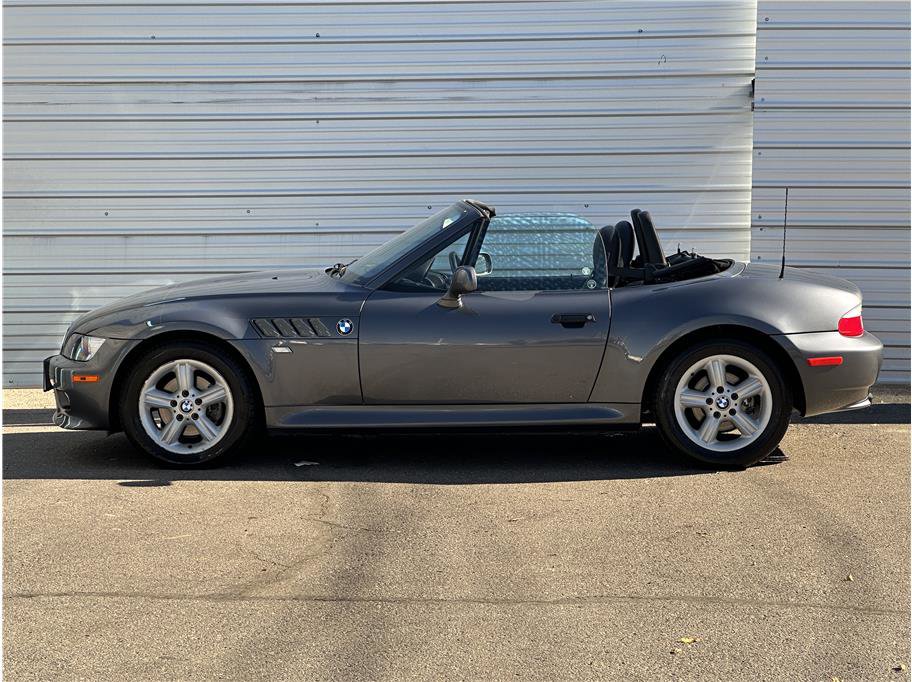 Used 2000 BMW Z3 2.5i image 28