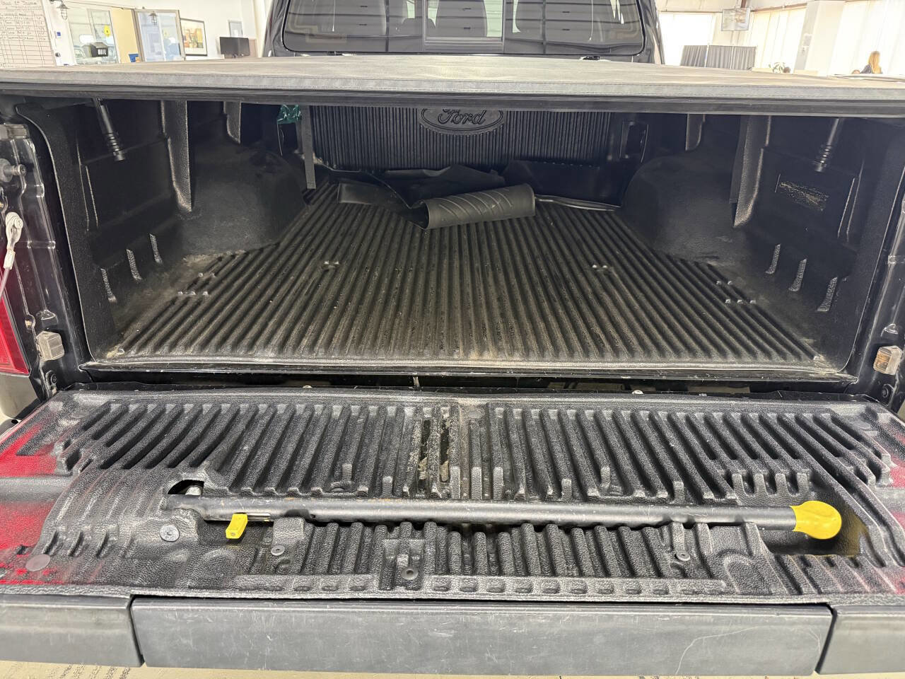 Used 2016 Ford F250 Lariat w/ Lariat Ultimate Package image 8