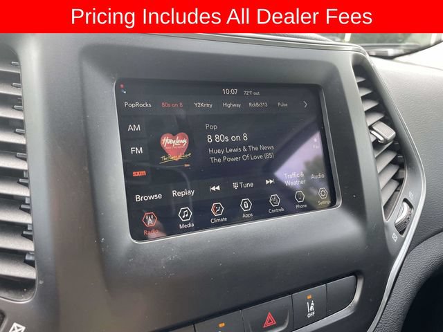 Used 2021 Jeep Cherokee Latitude Plus AWD/4WD image 29