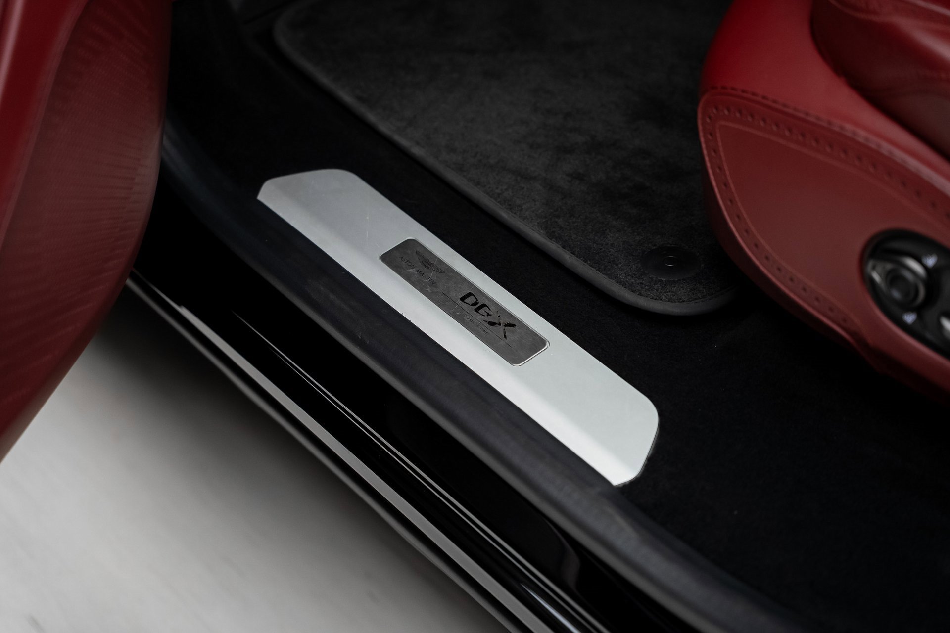 Used 2021 Aston Martin DBX image 58