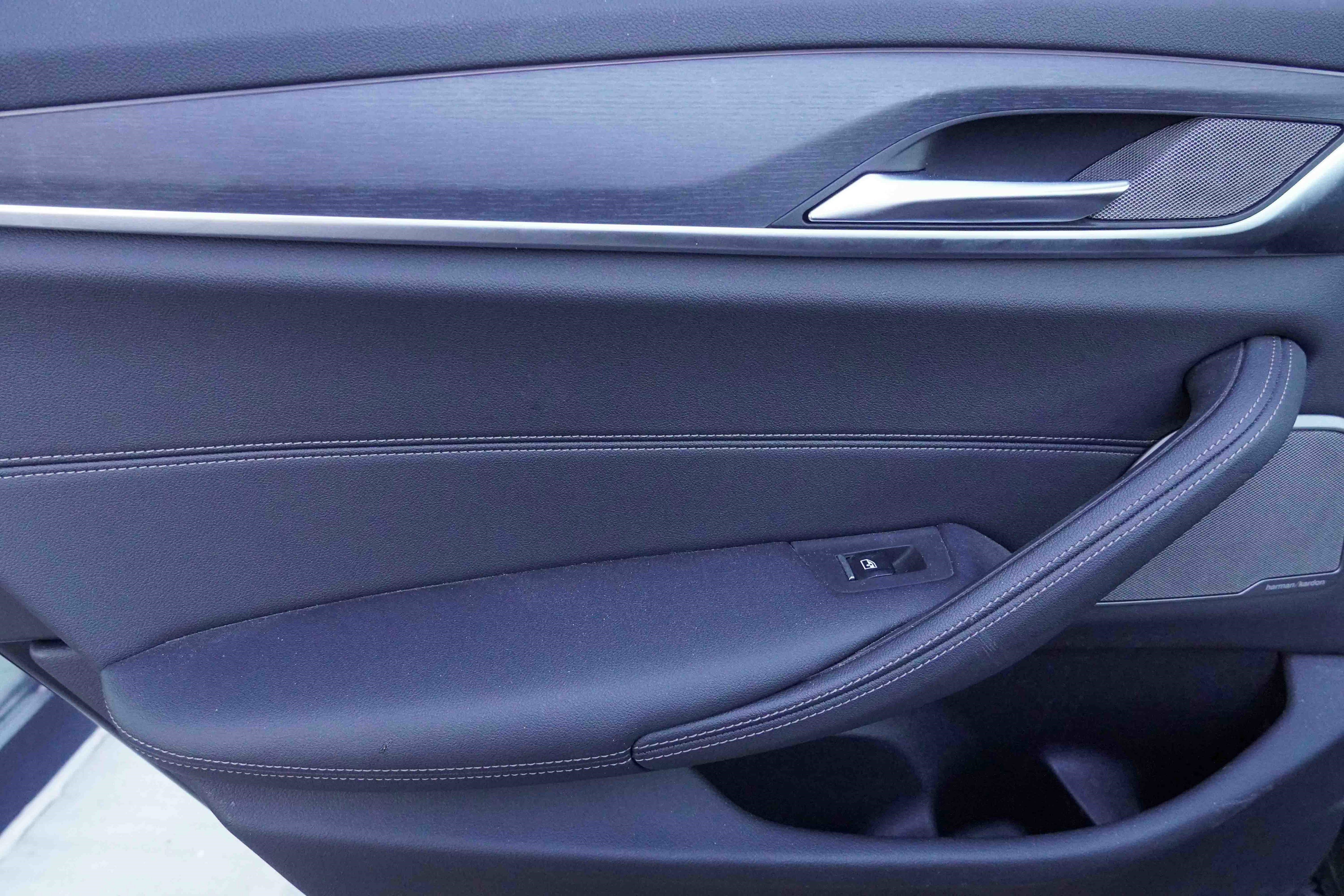 Certified 2023 BMW 530i xDrive w/ M Sport Package image 33