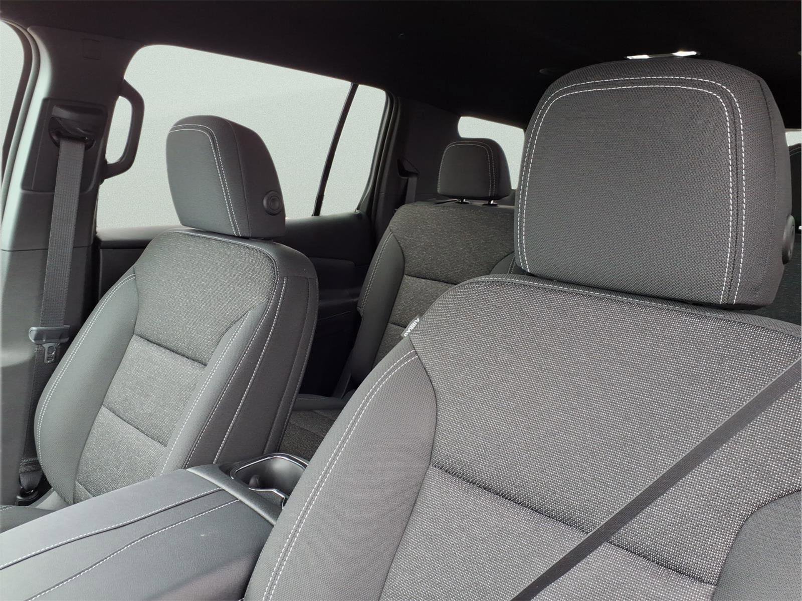 New 2026 Chevrolet Traverse LT image 16