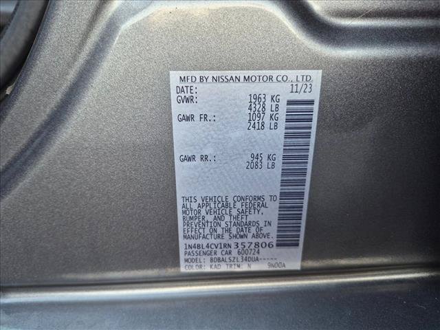Used 2024 Nissan Altima 2.5 SR FWD image 30