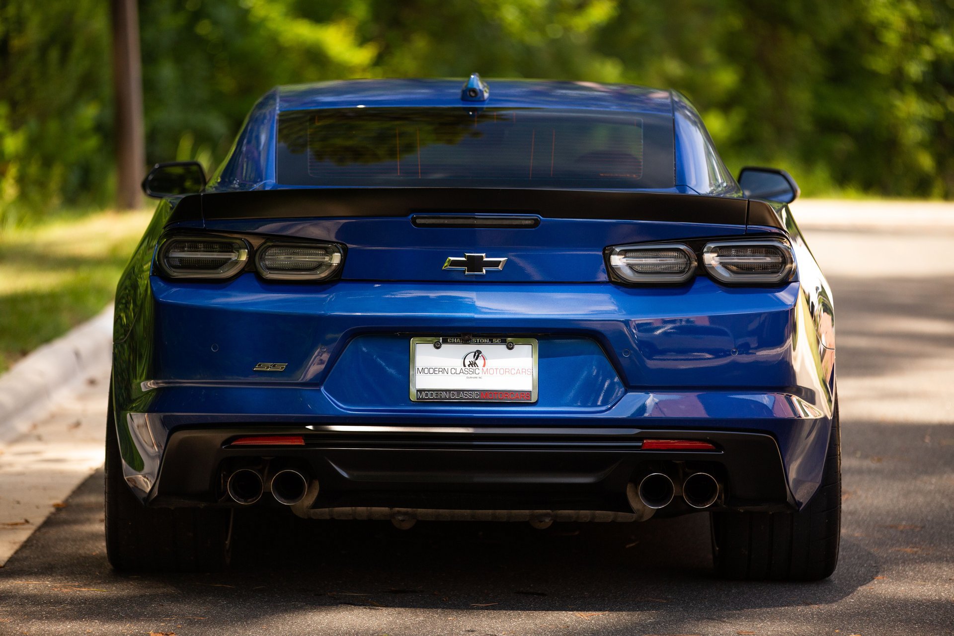 Used 2023 Chevrolet Camaro SS RWD image 9