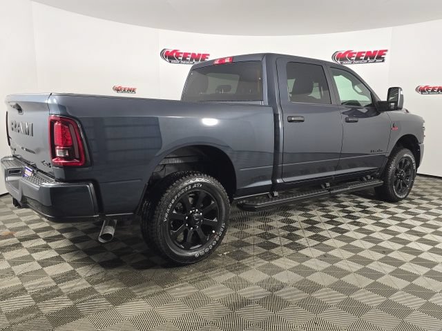 New 2026 RAM 3500 Big Horn AWD/4WD image 3