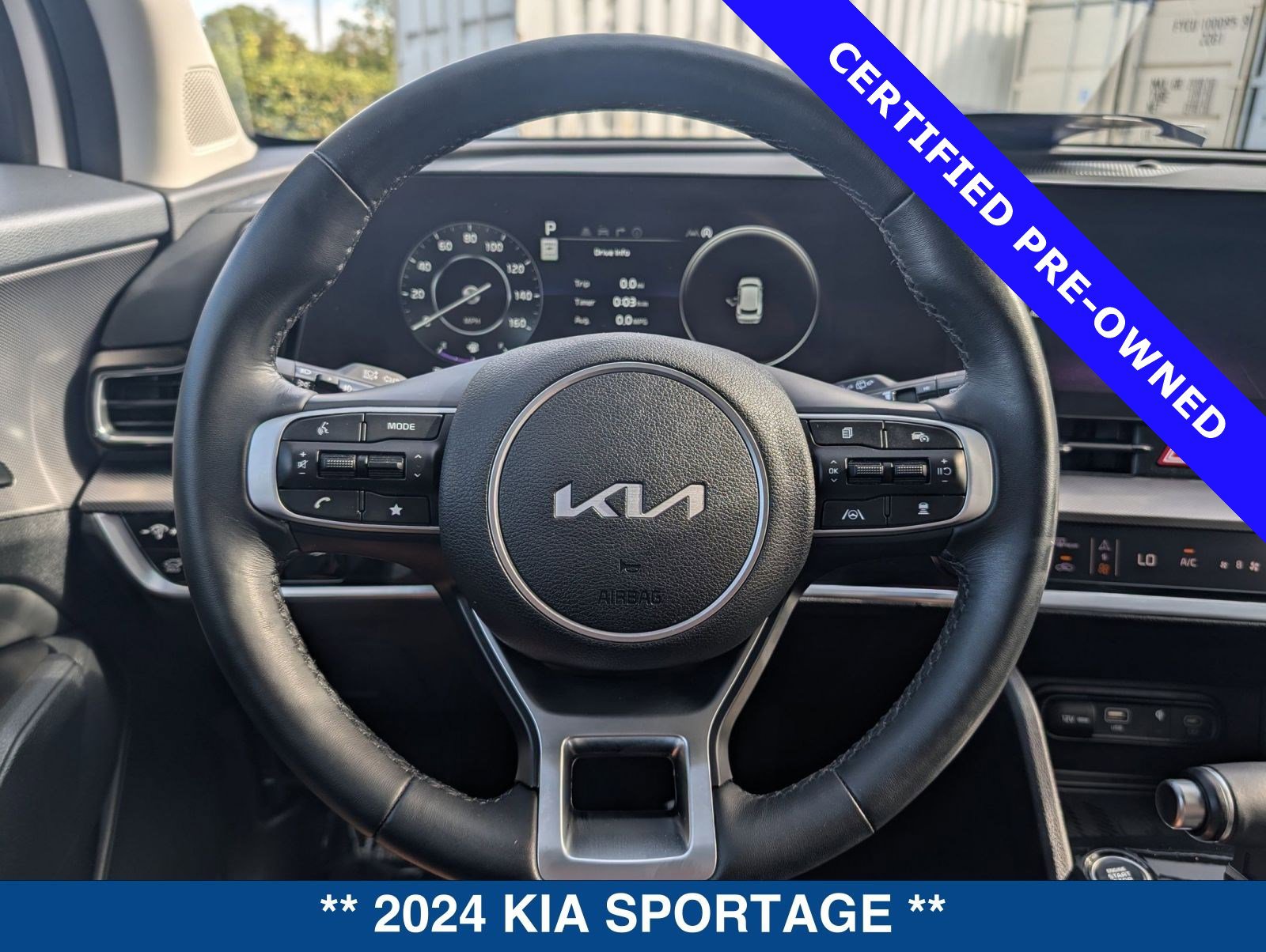 Used 2024 Kia Sportage SX image 27