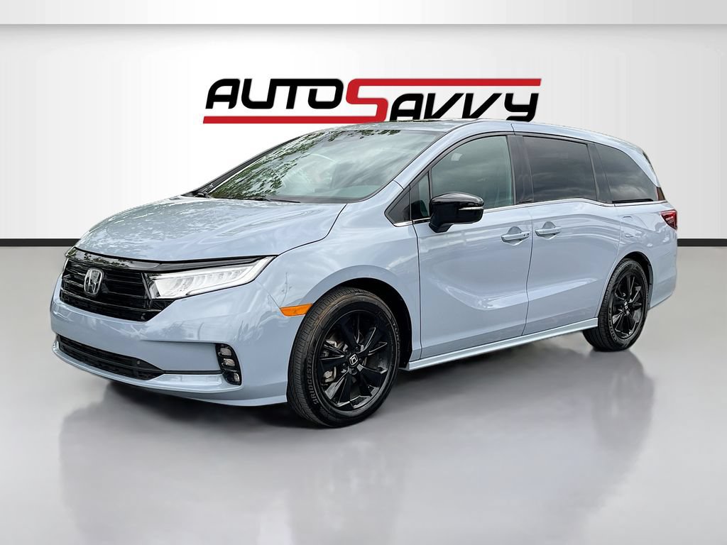 Used 2023 Honda Odyssey Sport image 3