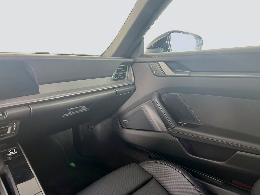 Certified 2024 Porsche 911 Carrera image 26