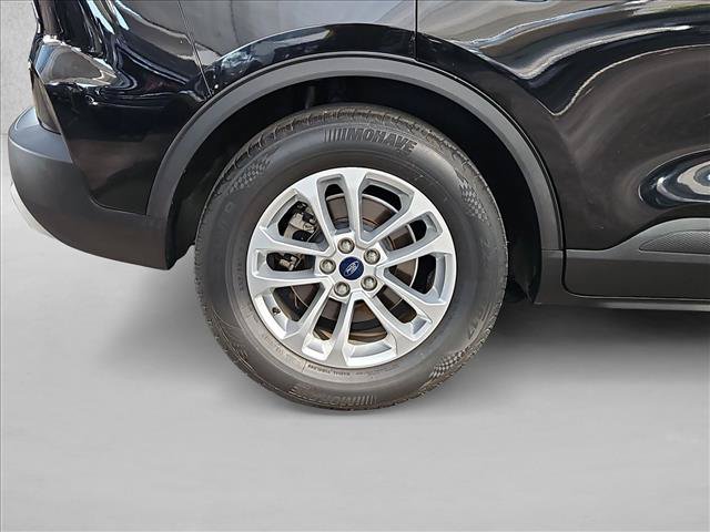 Used 2020 Ford Escape SE FWD image 20