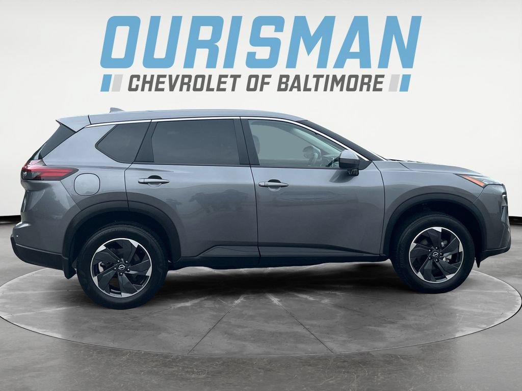 Used 2025 Nissan Rogue SV AWD/4WD image 7