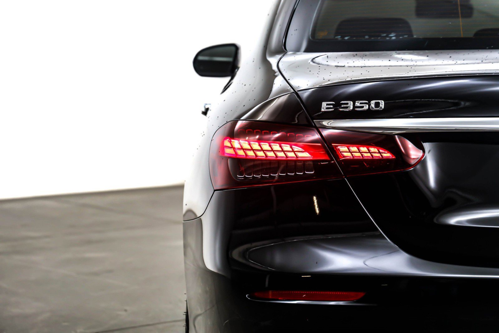 Used 2022 Mercedes-Benz E 350 Sedan image 16