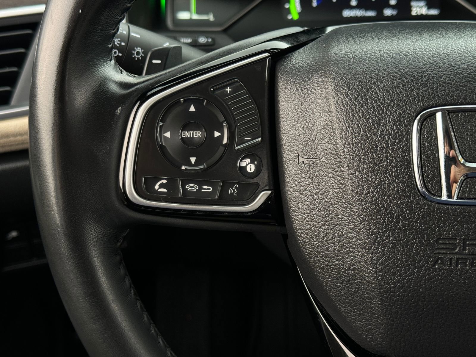 Certified 2019 Honda Clarity Touring image 29