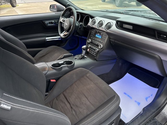 Used 2015 Ford Mustang GT image 36
