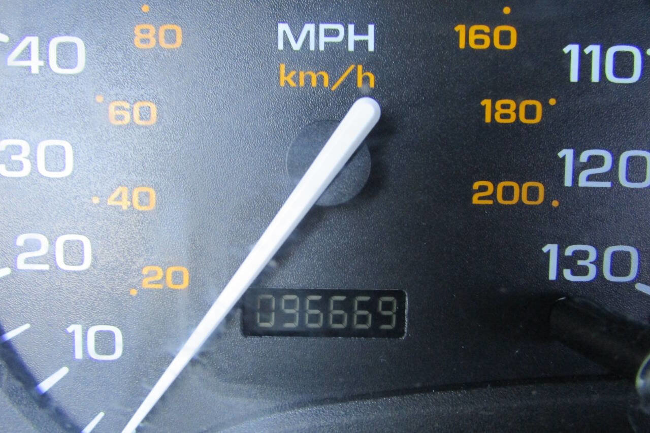 Used 2000 Saturn L-Series LS2 image 34