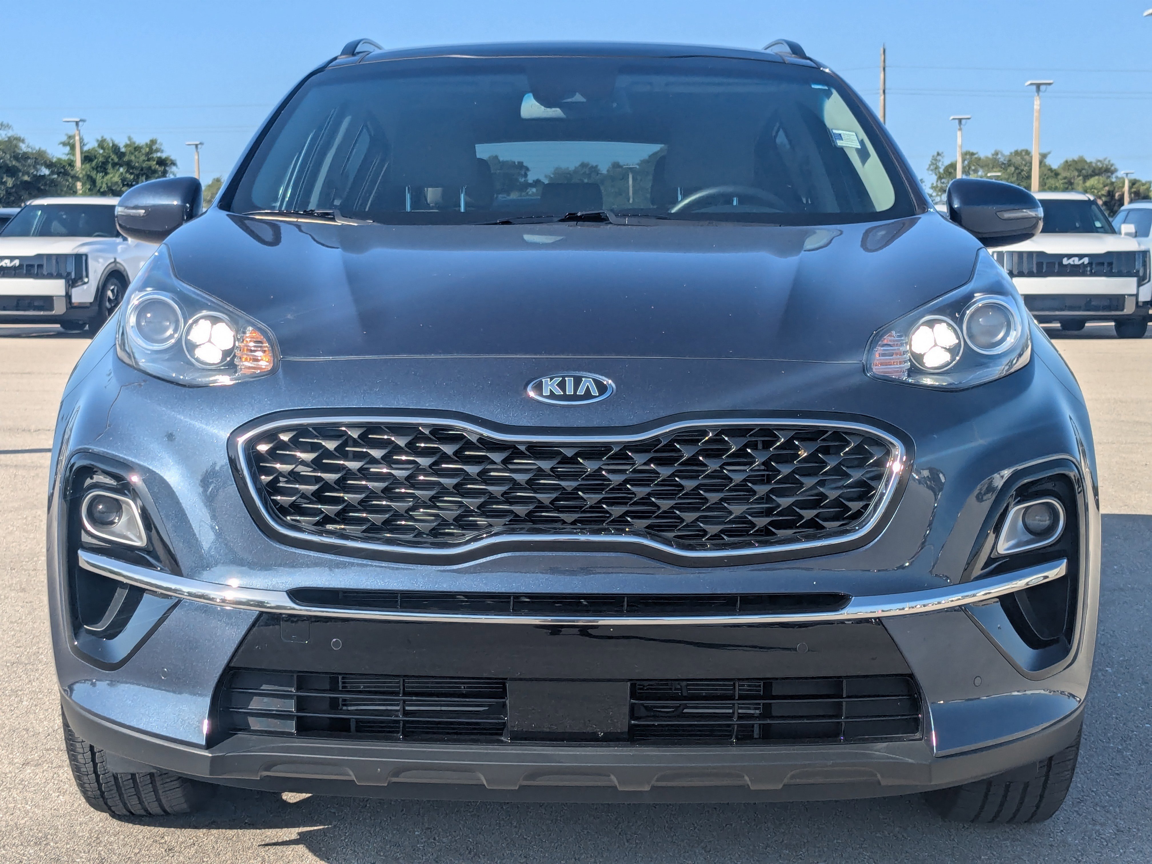 Certified 2020 Kia Sportage EX w/ EX Technology Package FWD image 3